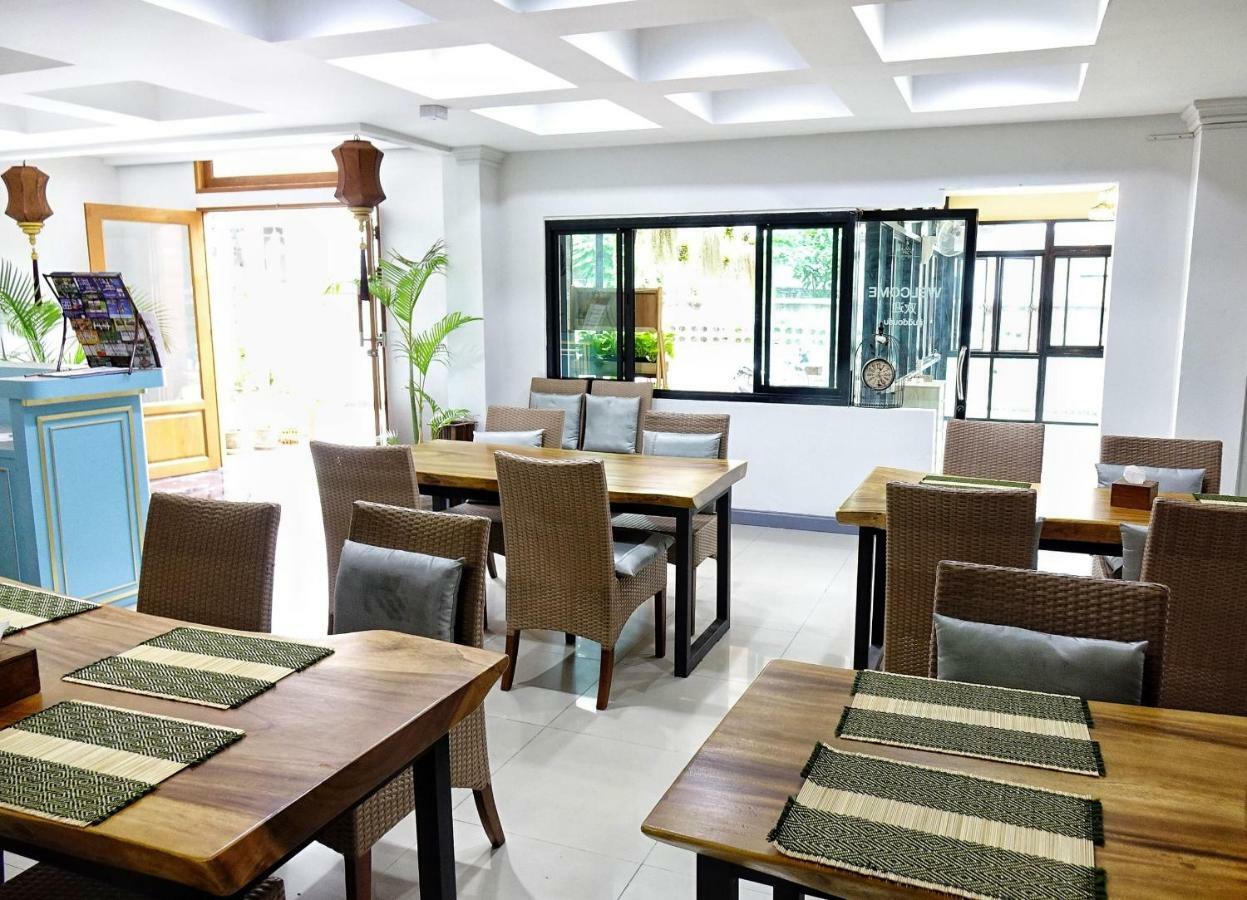 Hotel Spring@Tapae Chiang Mai Zewnętrze zdjęcie