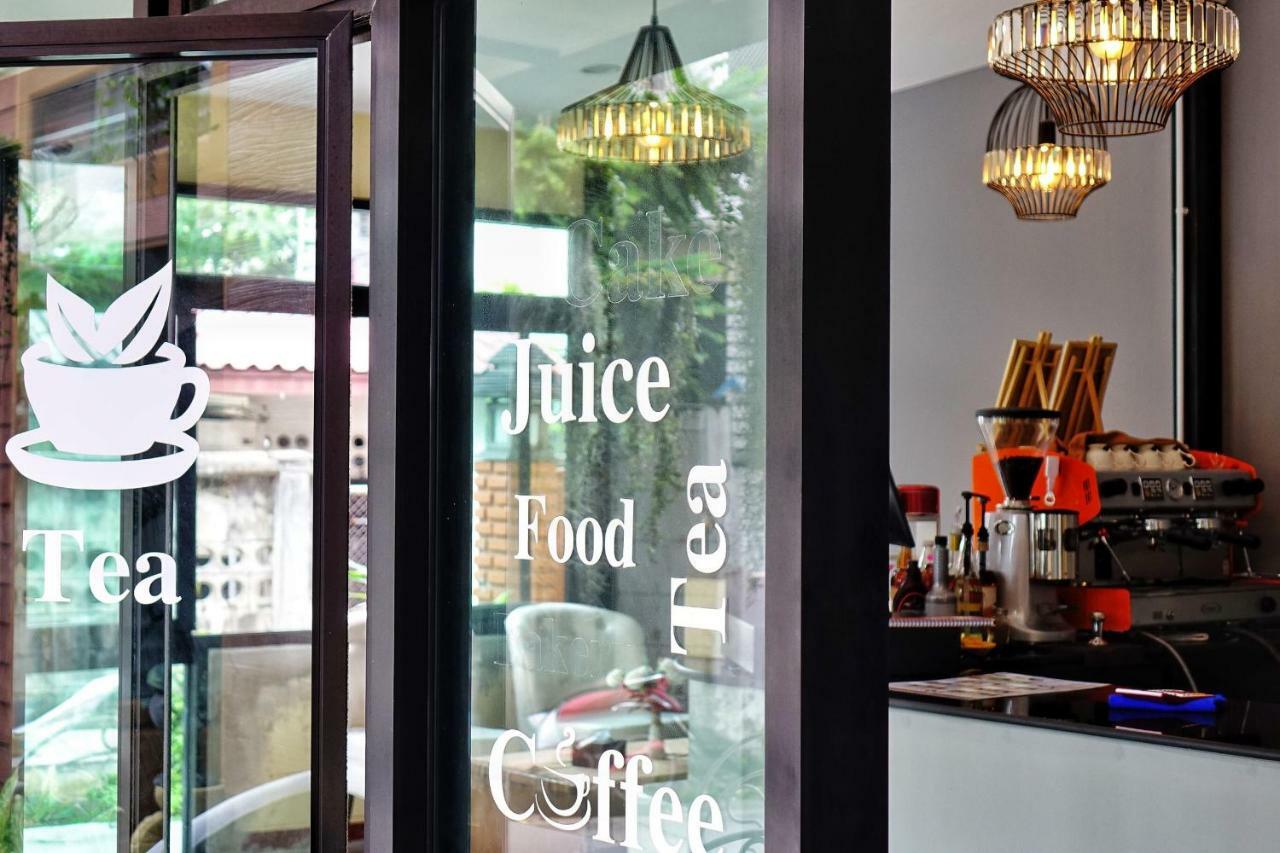 Hotel Spring@Tapae Chiang Mai Zewnętrze zdjęcie