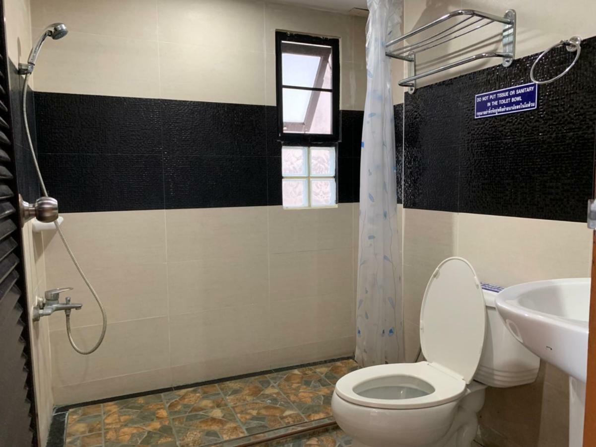 Hotel Spring@Tapae Chiang Mai Zewnętrze zdjęcie